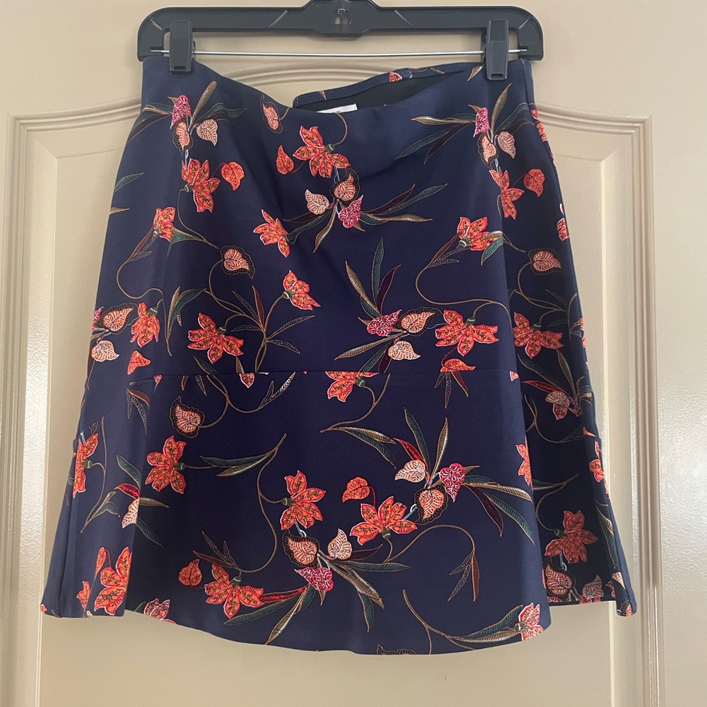 NWT Ann Taylor LOFT Drop Waist Floral Skirt Size Medium Petite